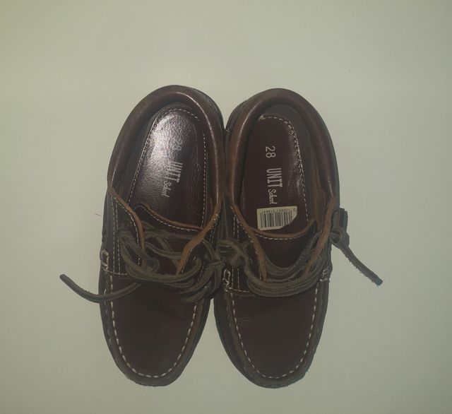 Nautico talla 28 marrón