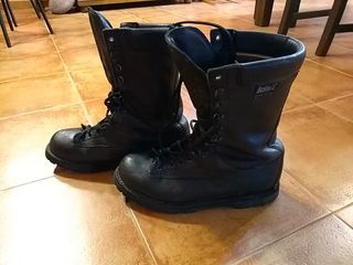Botas Bestard Militares de segunda mano por 85 EUR en Villamayor de Gállego  en WALLAPOP