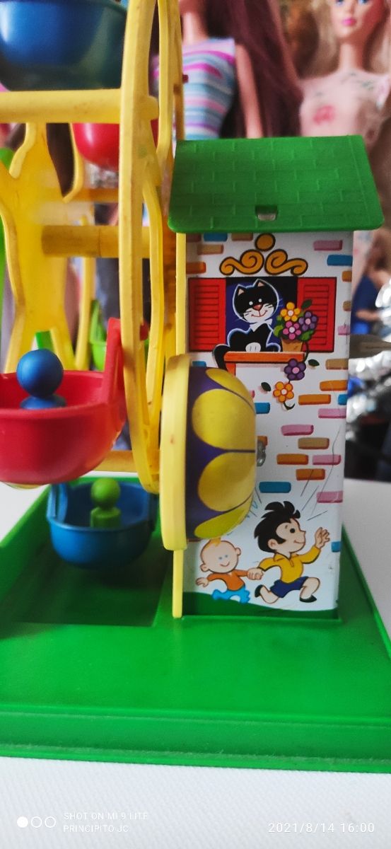 Hucha carrusel Román 