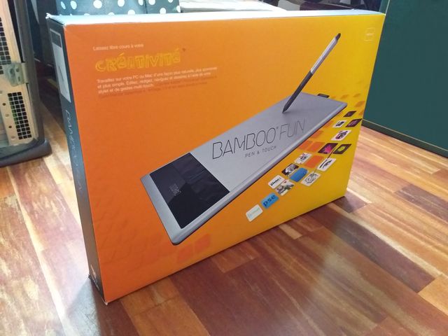 Wacom Bamboo Fun Pen and Touch nueva