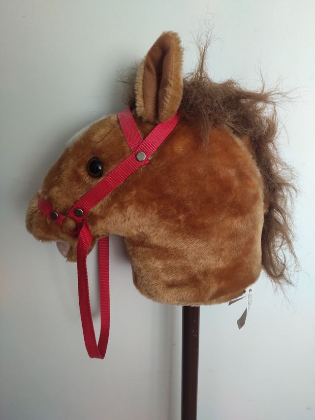 Caballito de juguete con sonidos.