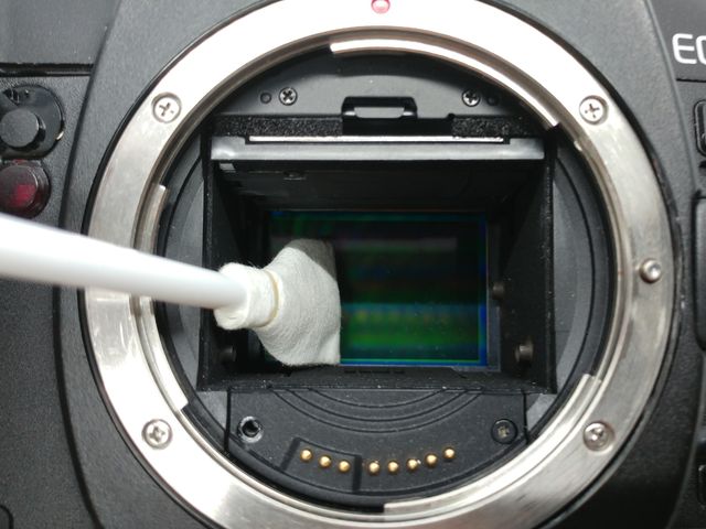 Limpieza del sensor de cámara digital.