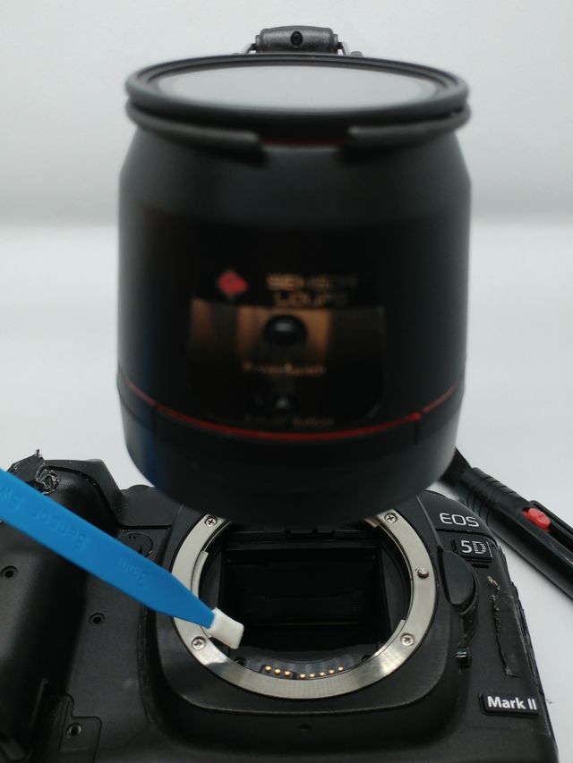 Limpieza del sensor de cámara digital.