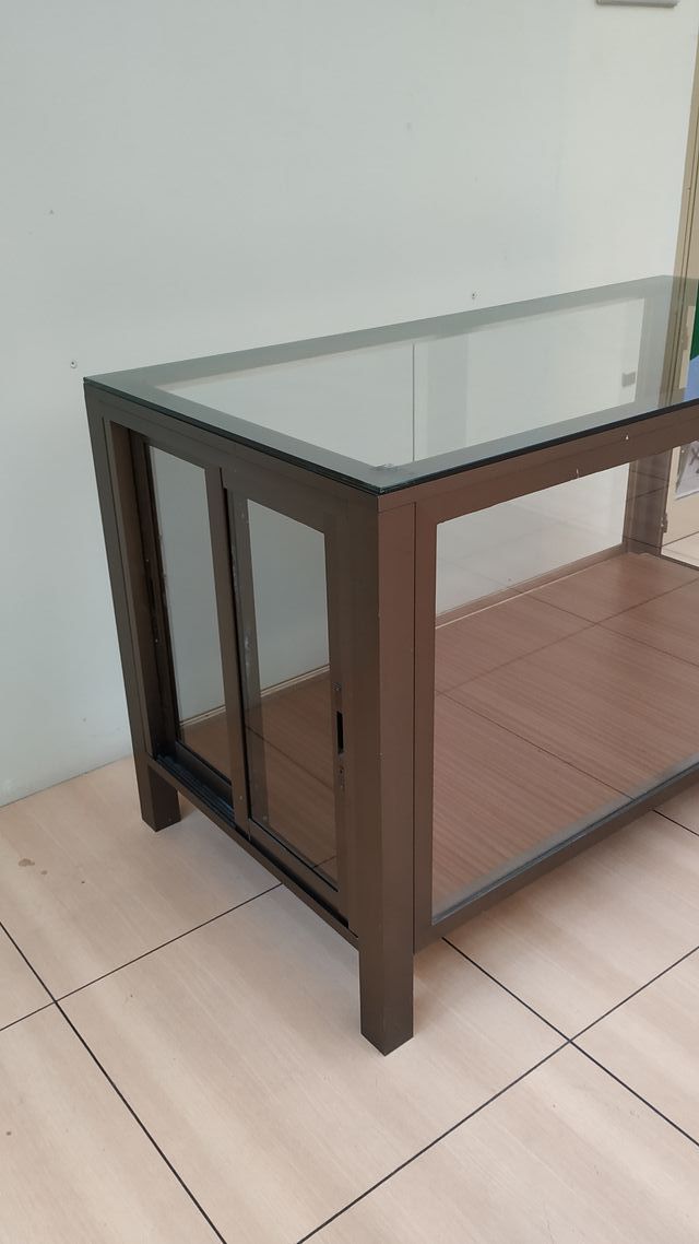VITRINA DE CRISTAL