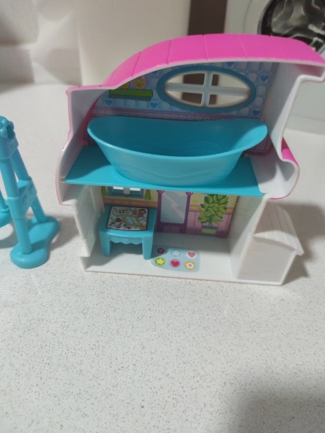 lote de 2 Pinypon, casa y columpio