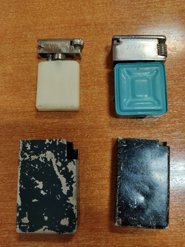 2 mecheros Franceses Deudor