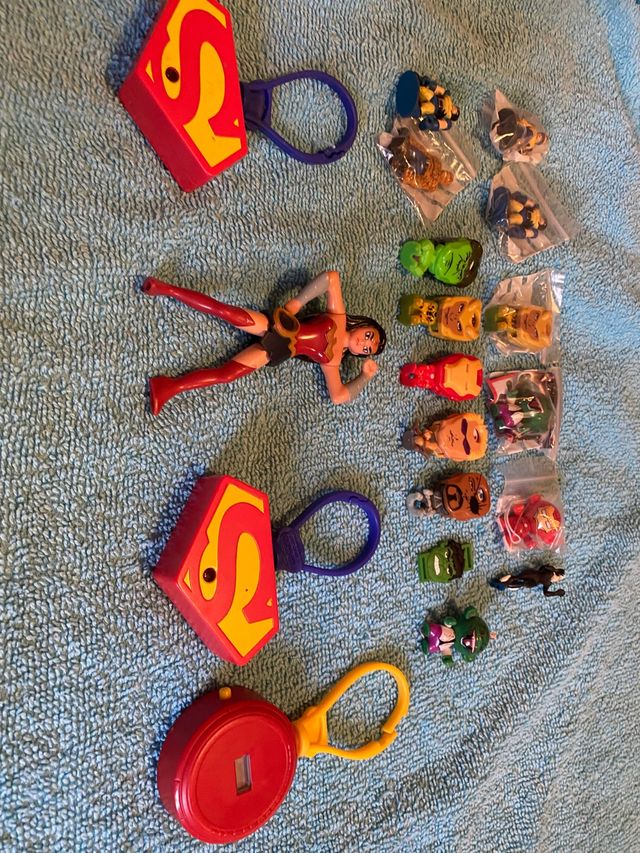 Lote de muñecos coleccionable vengadores,liga just