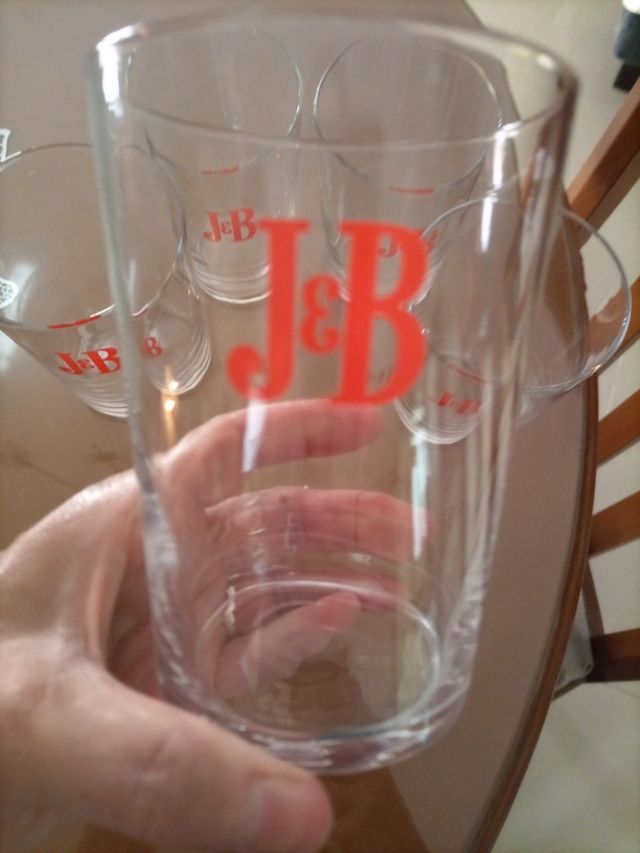 5 Vasos grandes de J&B
