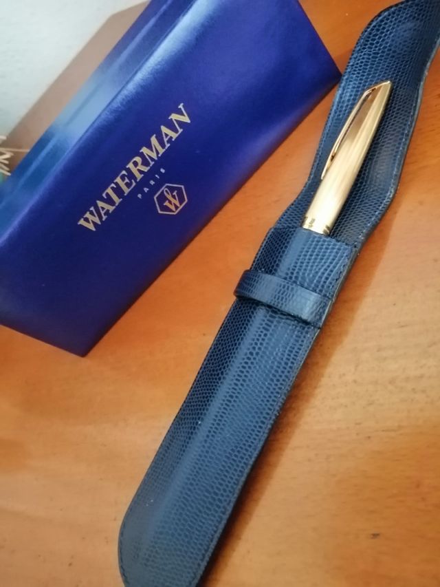 bolígrafo Waterman plaque oro