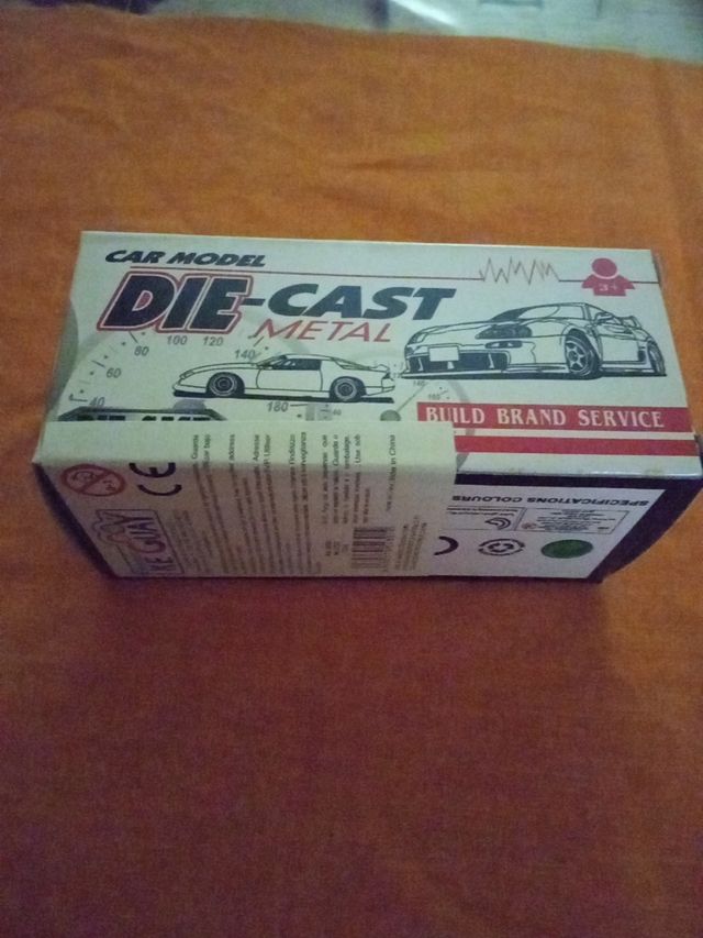 coche de niño color veis son nuevos con caja