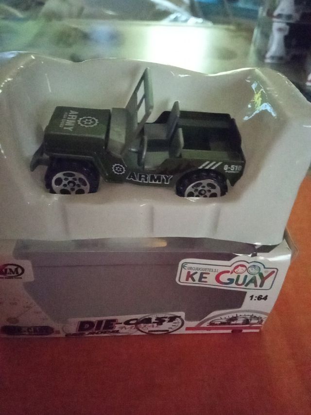 coche niño marca Armi color militar son de metal