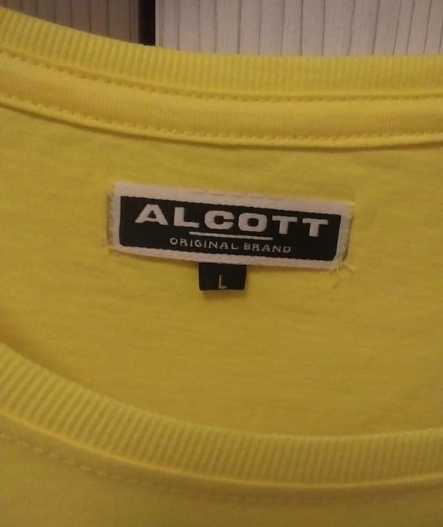 CAMISETA ALCOTT NUEVA
