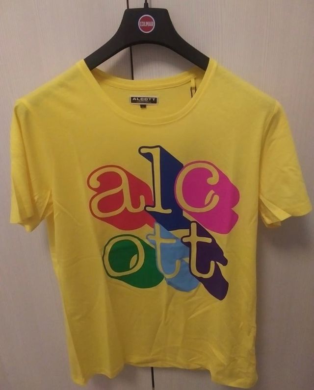 CAMISETA ALCOTT NUEVA