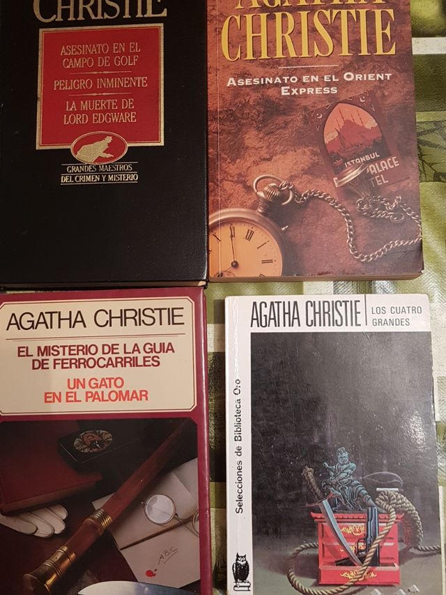 Agatha Christie. 4 libros.