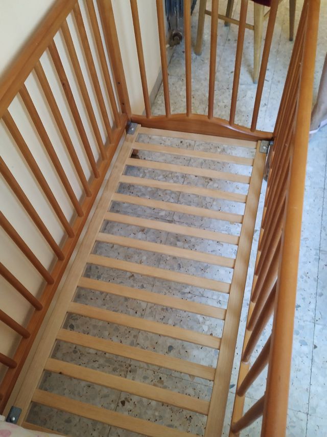 cuna madera