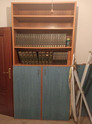 Muebles estanterías de segunda mano por 1 € en Punta Umbría en WALLAPOP