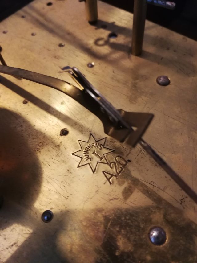 RELOJ DE PARED JUNGHANS