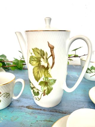 Antiguo juego de café.