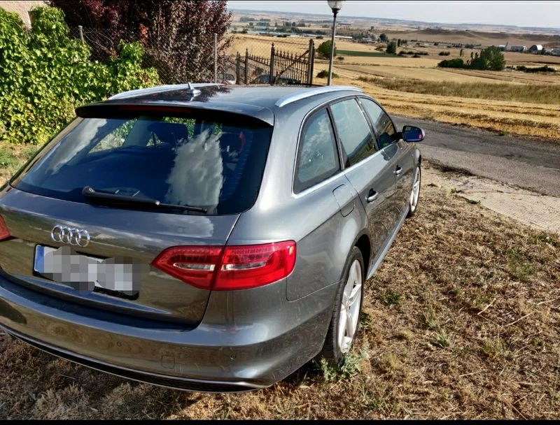 Audi A4 2015 - foto 1