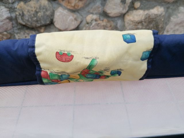 Cuna de viaje bebés marca LIDL