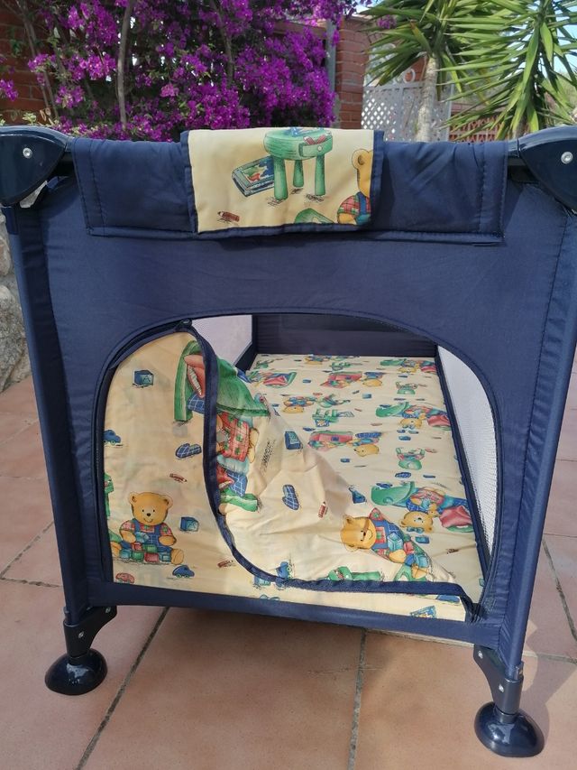 Cuna de viaje bebés marca LIDL