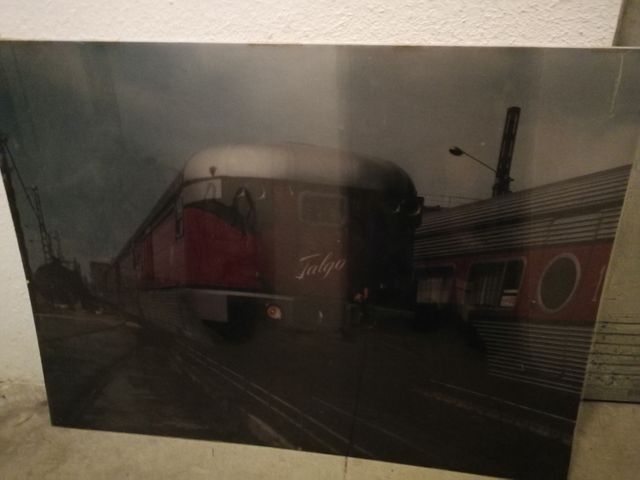 Lámina fotográfica Tren Talgo. 1,30x1,00 metro.