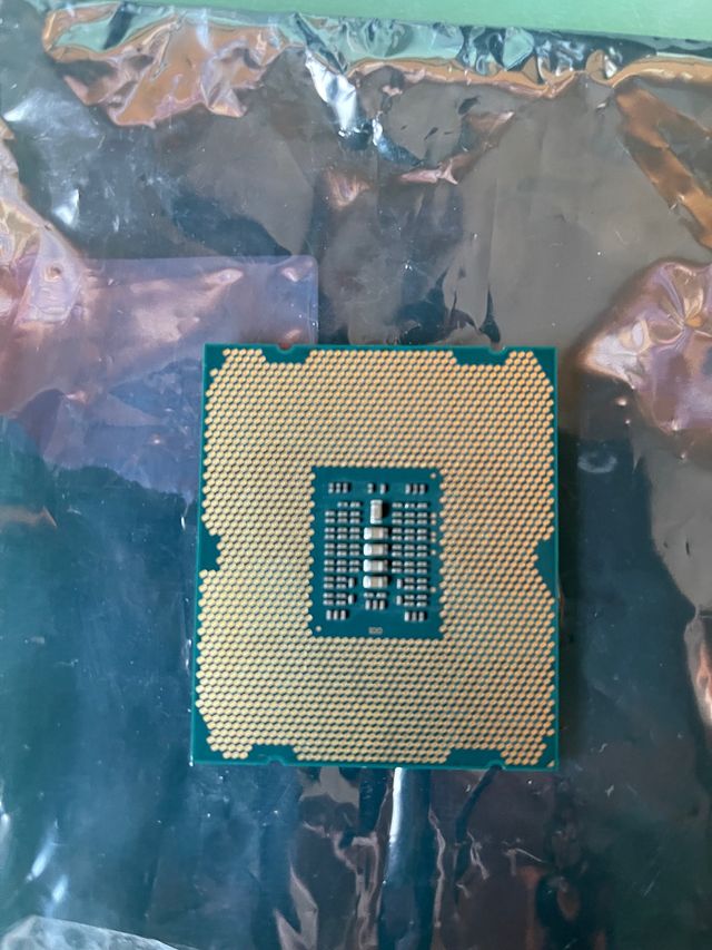 Procesador Xeon E5 1620 v2