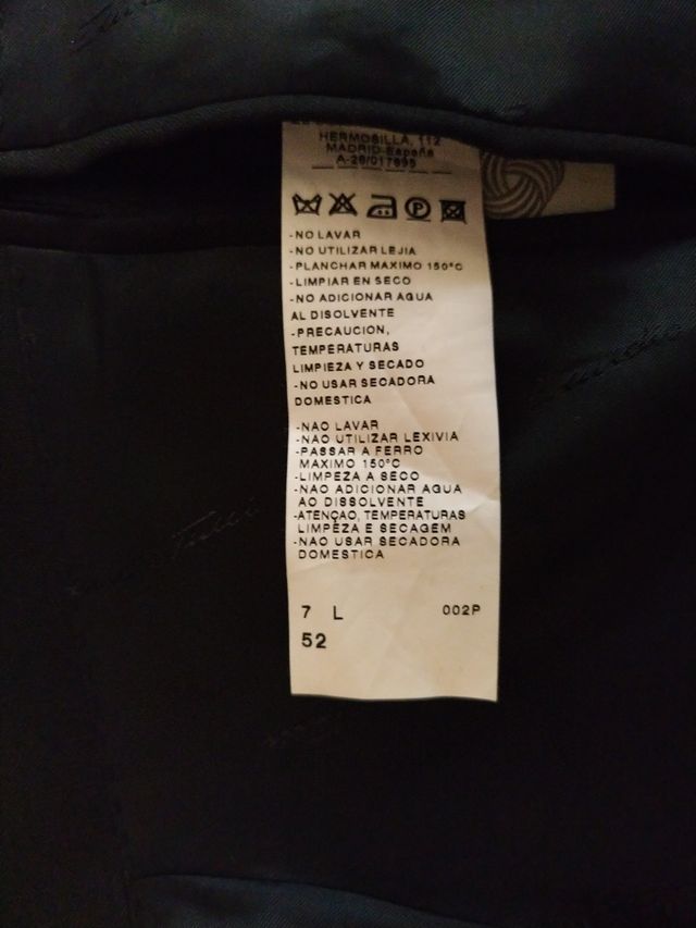 TRAJE EMIDIO TUCCI NEGRO - TALLA: 52