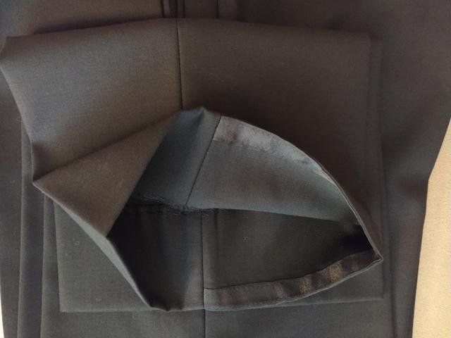 TRAJE EMIDIO TUCCI NEGRO - TALLA: 52