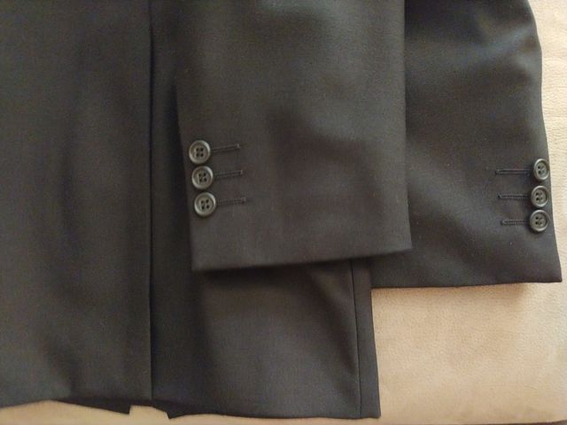 TRAJE EMIDIO TUCCI NEGRO - TALLA: 52