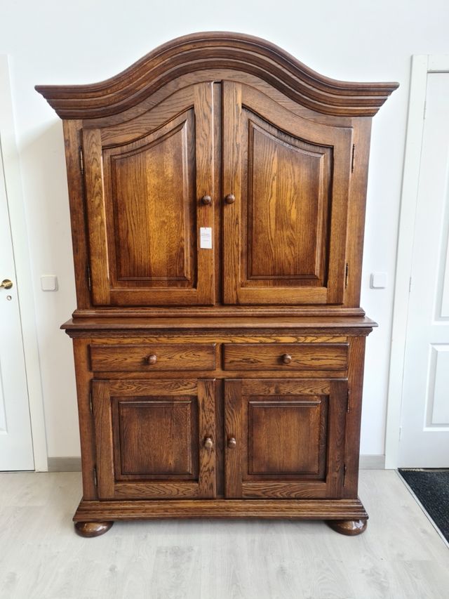 Aparador Rustico de Roble Macizo