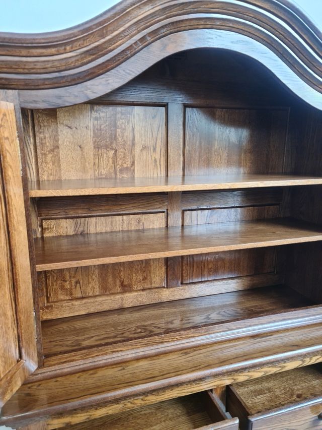 Aparador Rustico de Roble Macizo