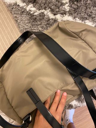 NUEVO! Bolso Bimba y Lola beige y negro de segunda mano por 42 EUR en  Girona en WALLAPOP