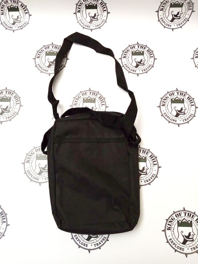 #29 KOTH: BOLSA TACTICA NEGRA PARA HOMBRO