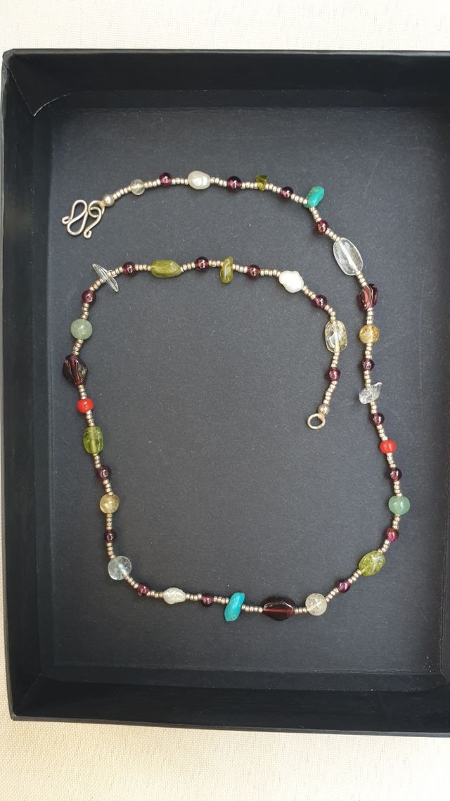 Collar de piedras