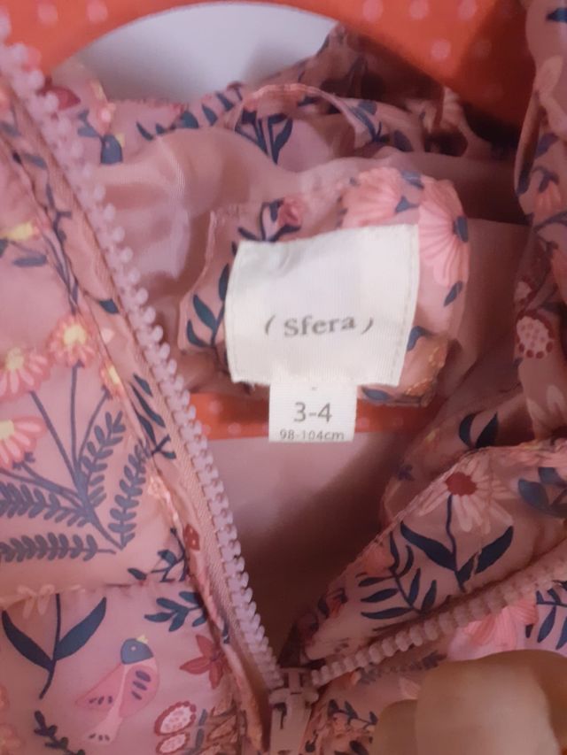 Abrigo de niña en muy buen estado