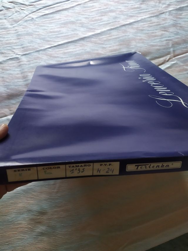 JUEGO SABANAS ROSA BORDADO 1,35 CMS