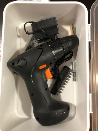 Taladro atornillador i destornillador IKEA de segunda mano por 12 EUR en  Reus en WALLAPOP