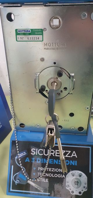 cerrajero economico 24h  699973993