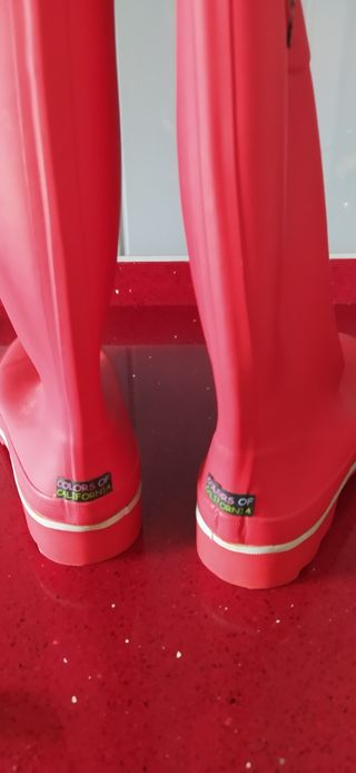 Botas mujer Benetton N°39 a estrenar de segunda mano por 14 EUR en Santiago  de Compostela en WALLAPOP
