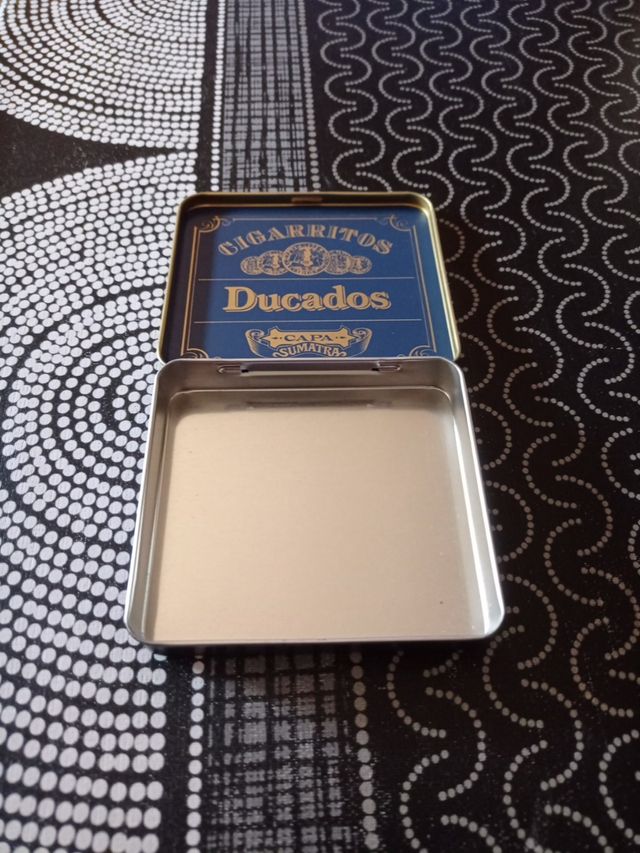 Cajita metal Ducados
