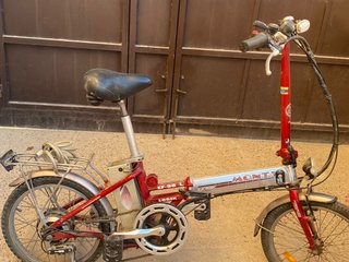 BICICLETA MONTY ELECTRICA PLEGABLE EF-38 de segunda mano por 400 EUR en  Sevilla en WALLAPOP