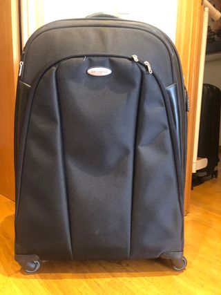 Maleta Samsonite de segunda mano por 60 EUR en Sant Cugat del Vallès en  WALLAPOP