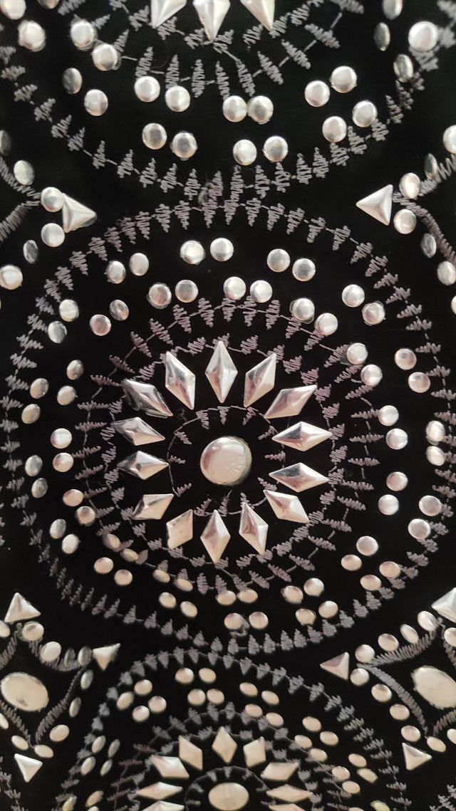 Vestido corto negro con abalorios de Blanco. T. XS