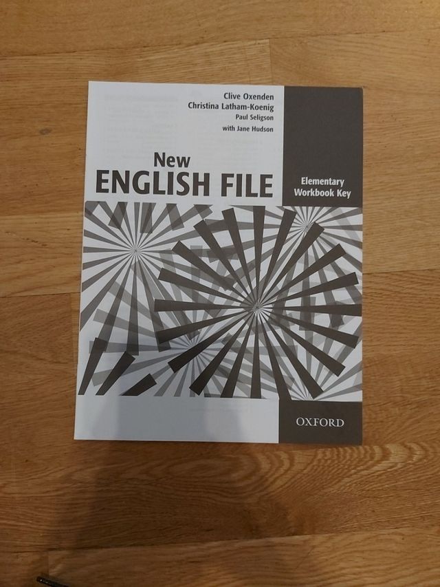 libros New english file