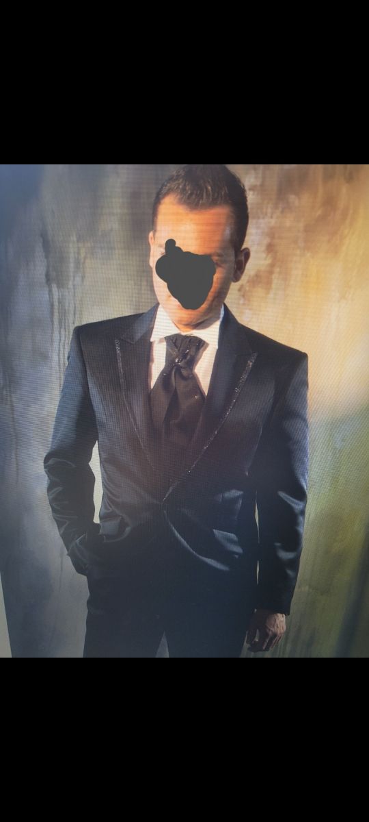 Falda Asimétrica Dolores Promesas