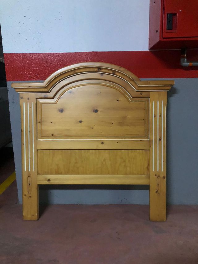 2 Cabeceros cama 90 y 2 mesitas de noche