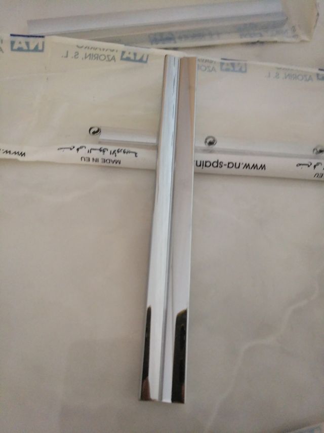 6 Tiradores de metal para muebles