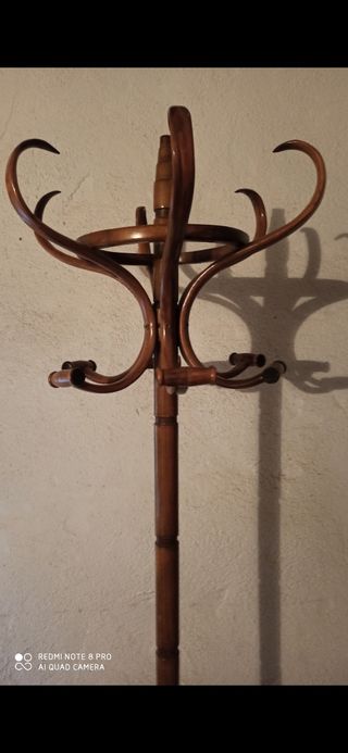 perchero thonet