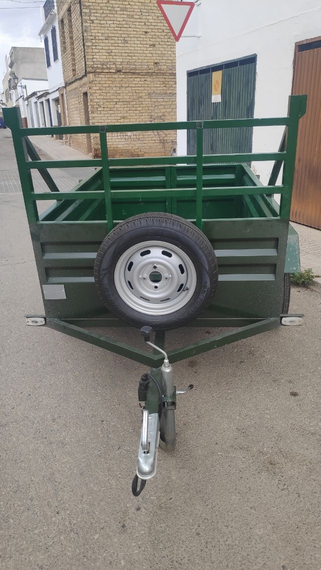 REMOLQUE COCHE 750 KG de segunda mano por 650 € en La Puebla de Cazalla REMOLQUE COCHE 750 KG de segunda mano por 650 € en La Puebla de Cazalla